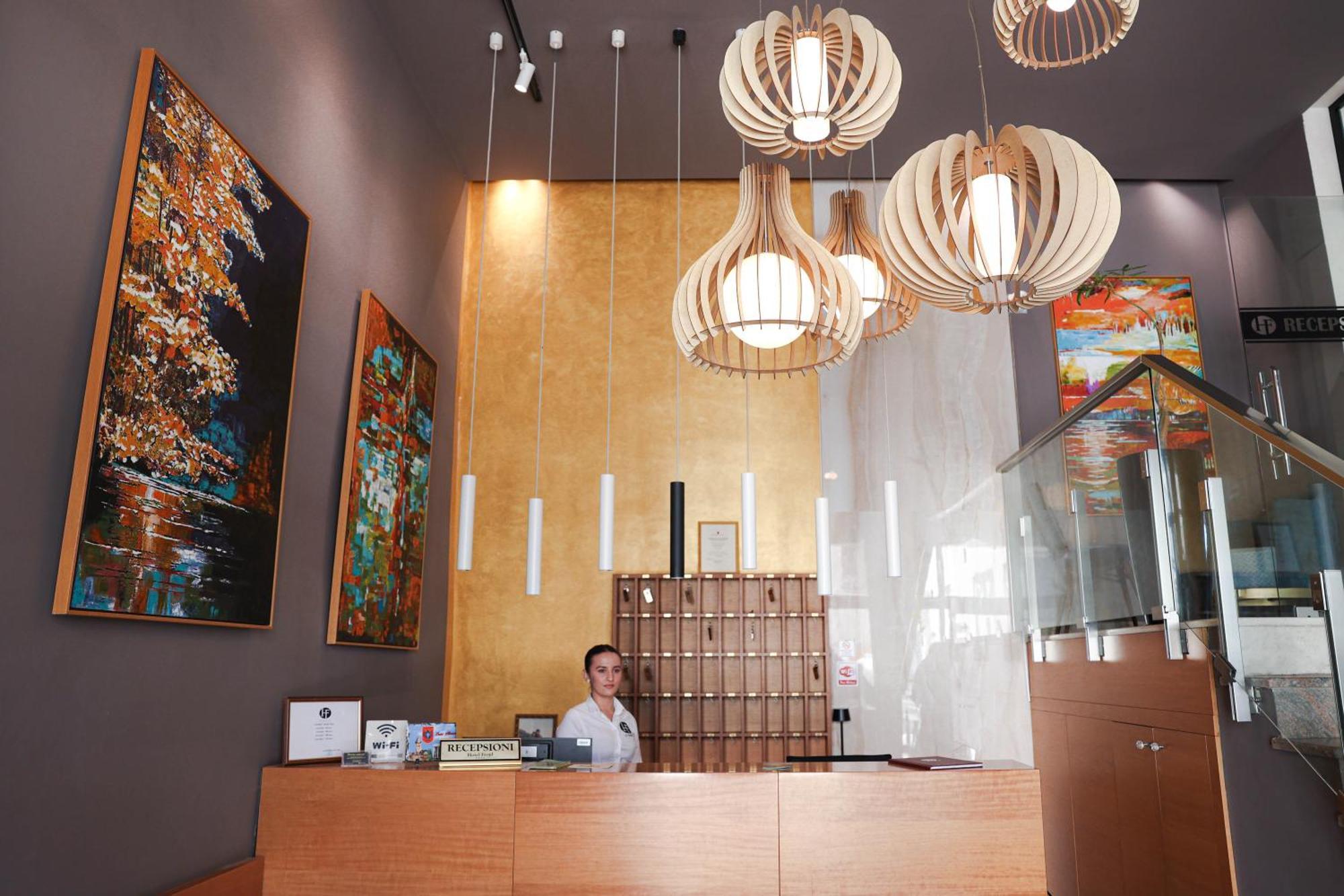 Frojd - Front Hotel 4*