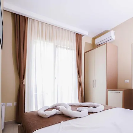 Hotel Frojd Shëngjin Buitenkant foto