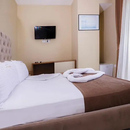 Hotel Frojd Shëngjin Buitenkant foto